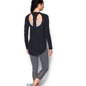 Under Armour Breathe Long Sleeve Open Back Training Shirt Women's Size XS
